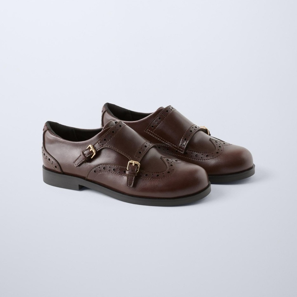 BUCKLED LEATHER SHOES - Picture 2 of 5
